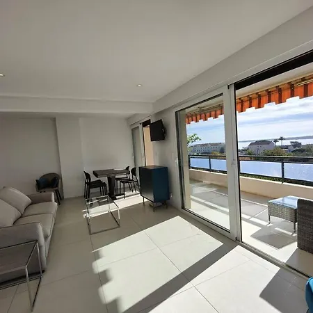 Vue T2 61m²+ Parking * קאן