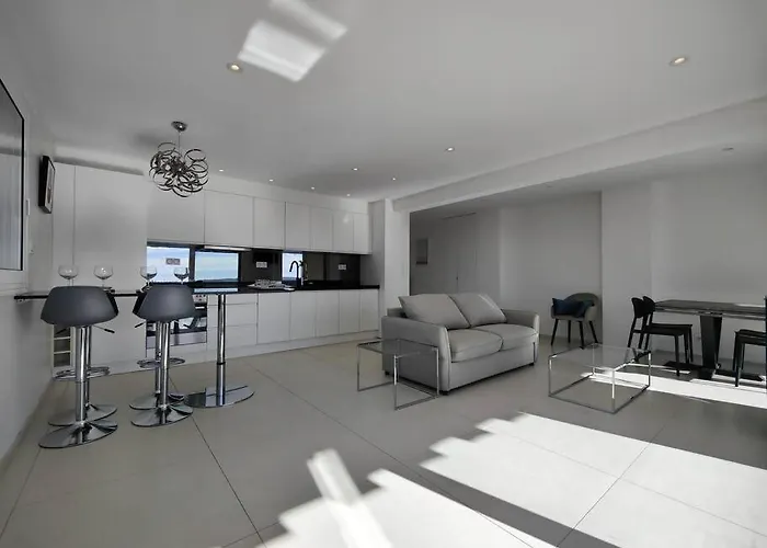 شقة Vue T2 61m²+ Parking