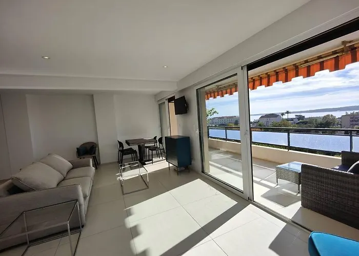 Vue T2 61m²+ Parking * كان