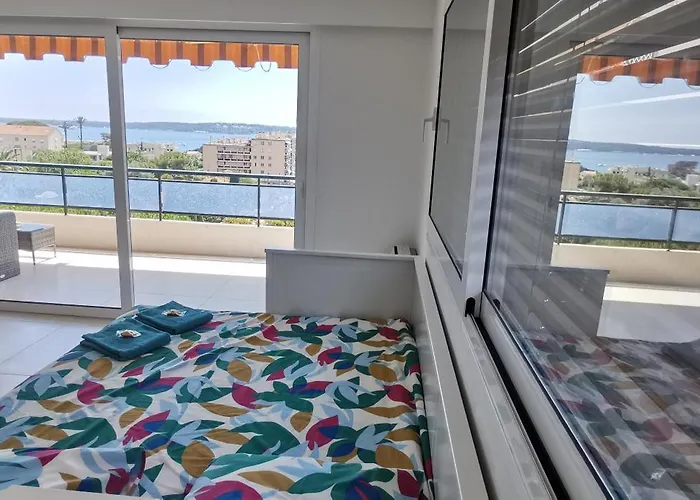 Vue T2 61m²+ Parking Daire Cannes